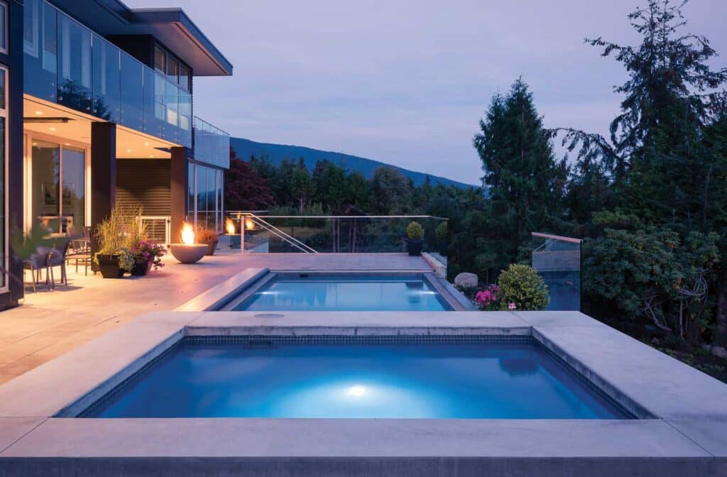Delray fiberglass pool by Latham
