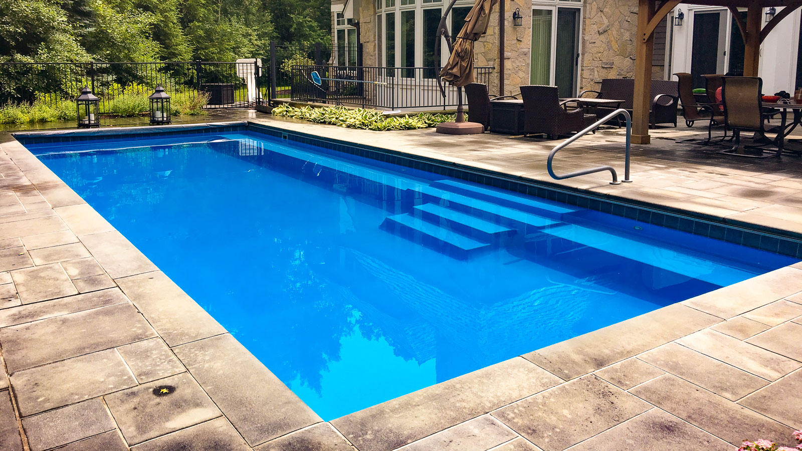 The Marvelous fiberglass pool by Imagine Pools