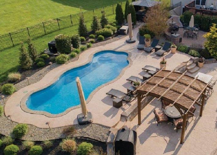 Coronado fiberglass pool by Latham