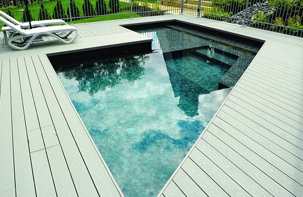 Custom shape vinyl liner pool shape