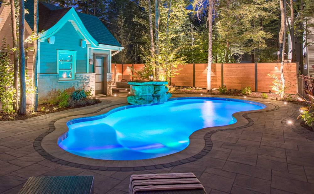 Fiji fiberglass pool by Latham