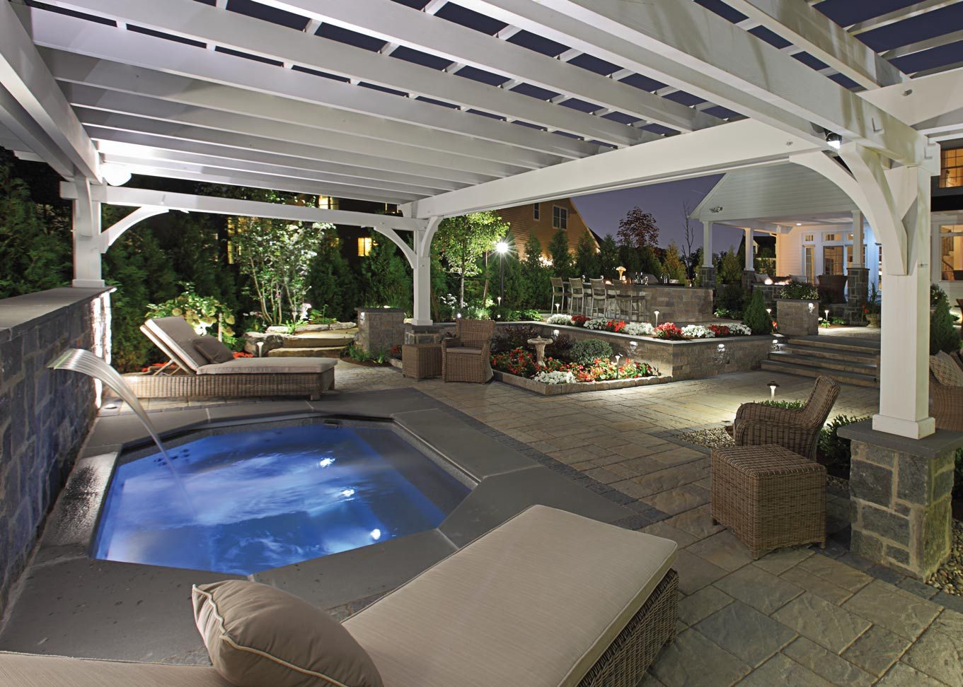 Grecian vinyl liner pool shape