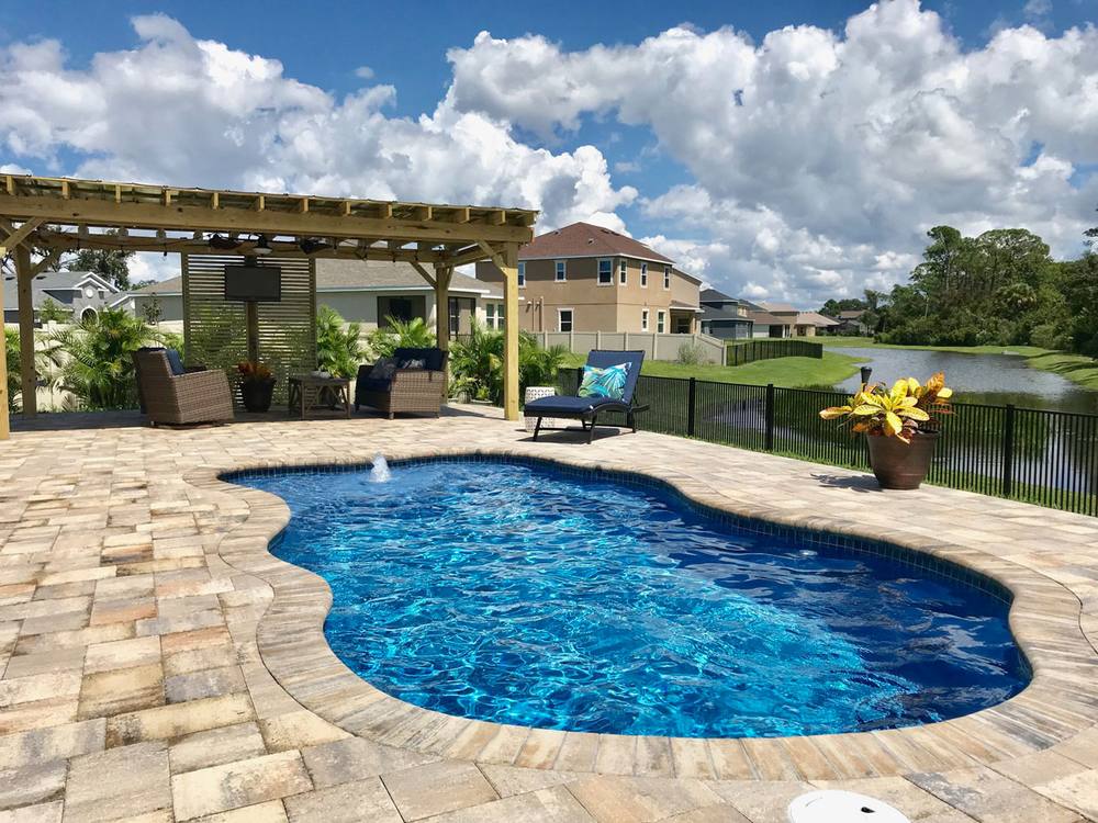 Pleasant Cove fiberglass pool by Latham