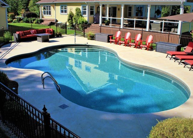 Taormina vinyl liner pool shape