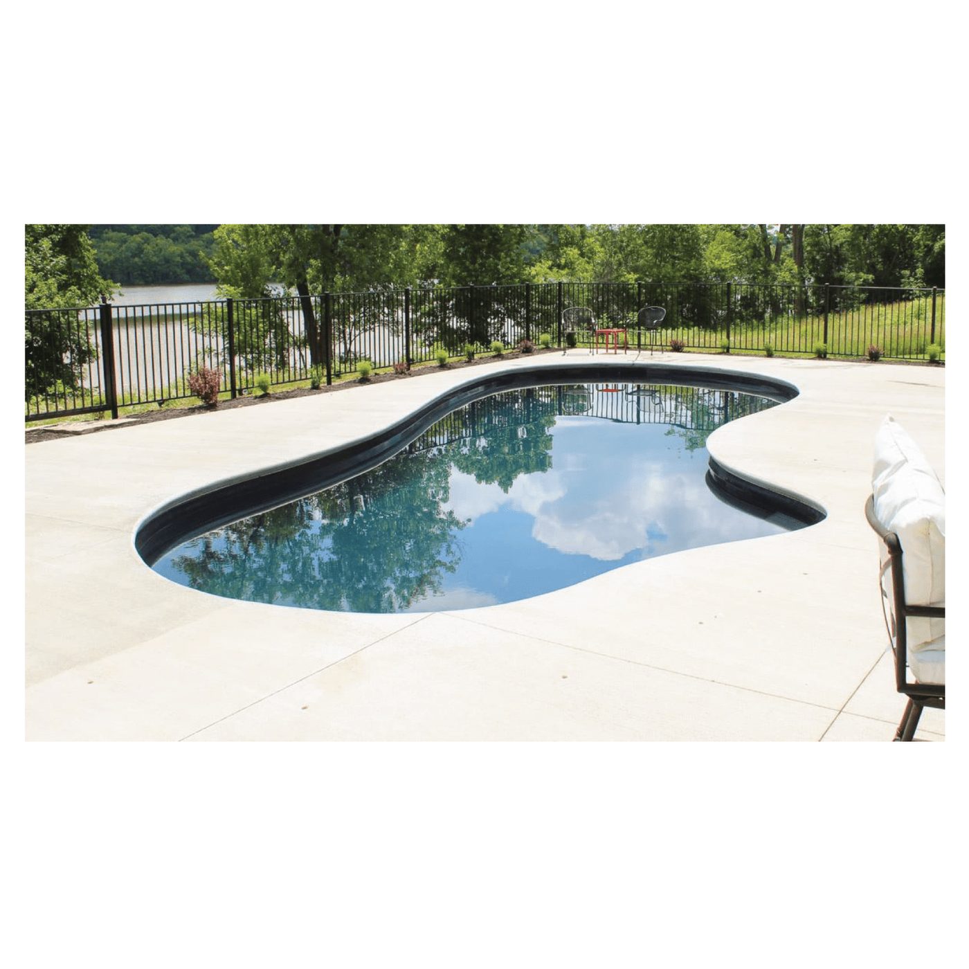 The Inspiration fiberglass pool by Imagine Pools