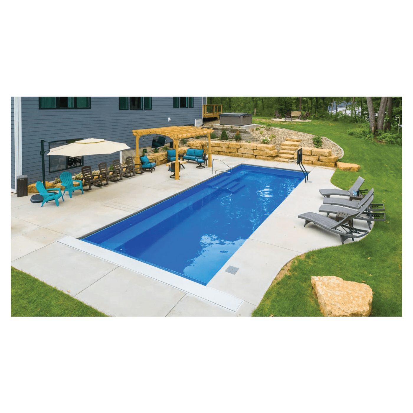 The Marvelous fiberglass pool by Imagine Pools